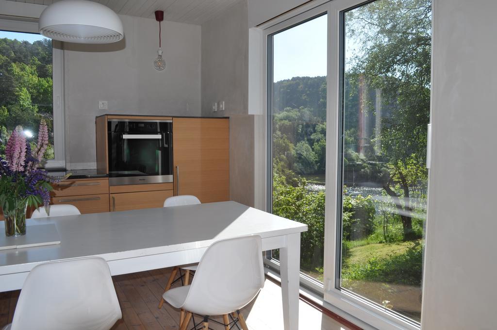 Villa Hei Og Hav - I Torbjorn Egners Ferierike Mandal Exterior foto