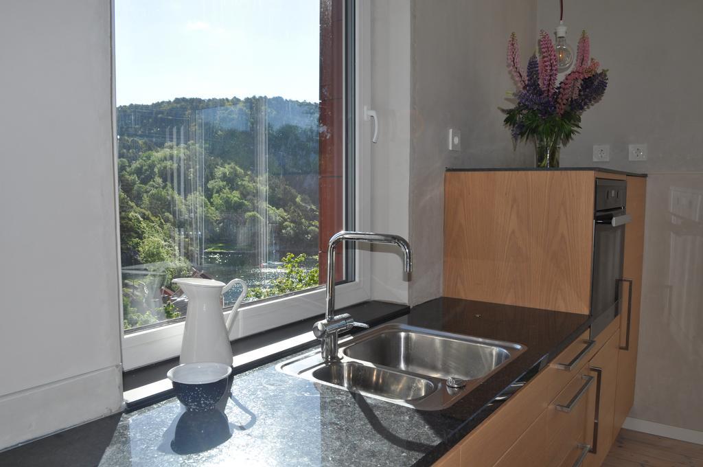 Villa Hei Og Hav - I Torbjorn Egners Ferierike Mandal Exterior foto