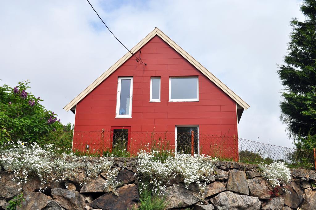 Villa Hei Og Hav - I Torbjorn Egners Ferierike Mandal Exterior foto